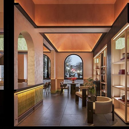 Happy Dragon Courtyard- Newly Renovated With French Windows, Near Tian'Anmen Forbidden City,Lama Temple And Heaven Temple, 3Minutes Walk From Subway,Fluent English Speaking With Tourist Sights Tickets Service ,Free Coffee &Laundry Service Pequim Exterior foto