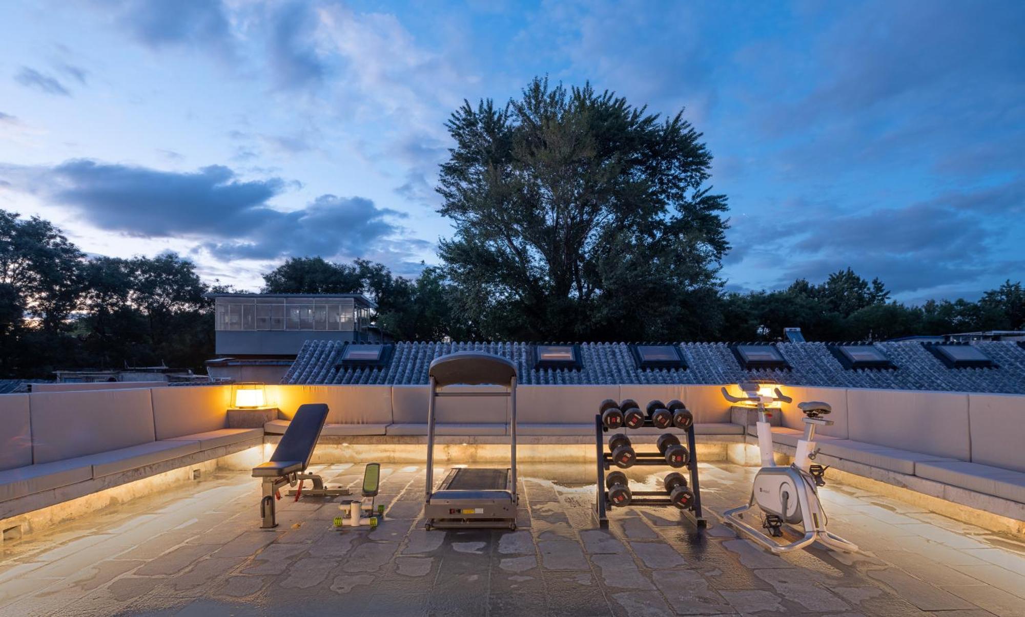 Happy Dragon Courtyard- Newly Renovated With French Windows, Near Tian'Anmen Forbidden City,Lama Temple And Heaven Temple, 3Minutes Walk From Subway,Fluent English Speaking With Tourist Sights Tickets Service ,Free Coffee &Laundry Service Pequim Exterior foto