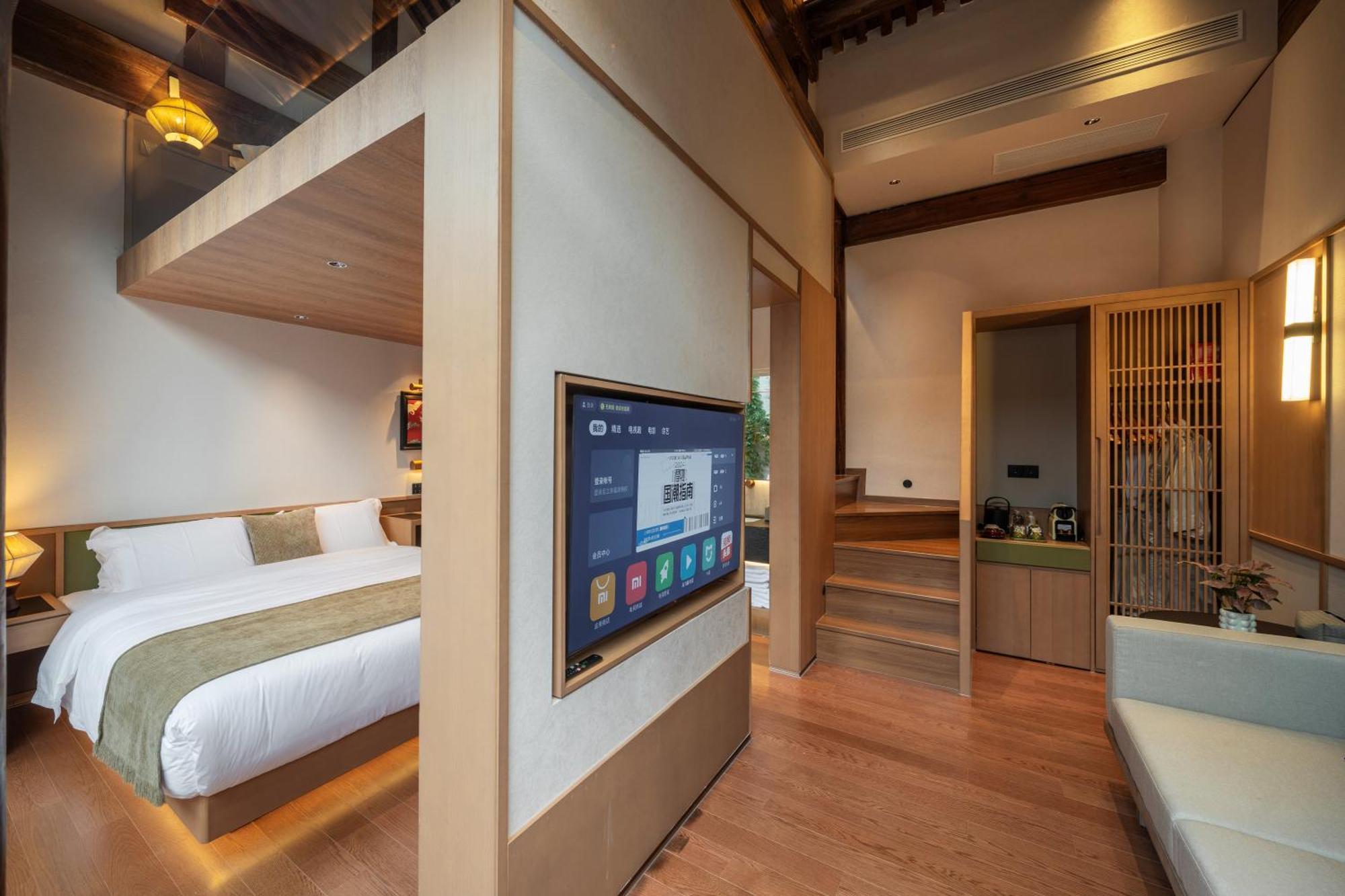 Happy Dragon Courtyard- Newly Renovated With French Windows, Near Tian'Anmen Forbidden City,Lama Temple And Heaven Temple, 3Minutes Walk From Subway,Fluent English Speaking With Tourist Sights Tickets Service ,Free Coffee &Laundry Service Pequim Exterior foto